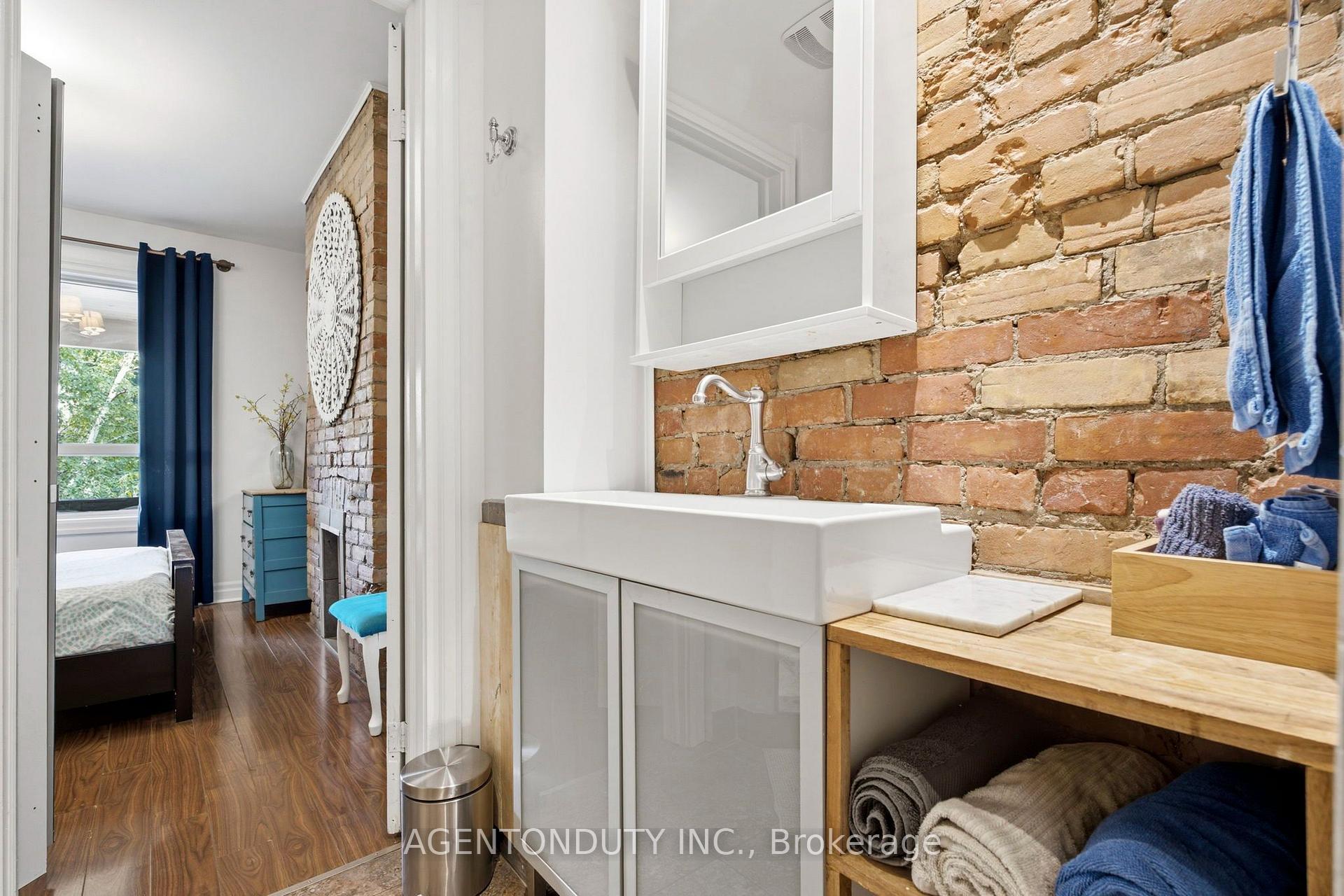 Photo 8 of 200 St Helen's Avenue, Toronto, Dufferin Grove — HOMEH