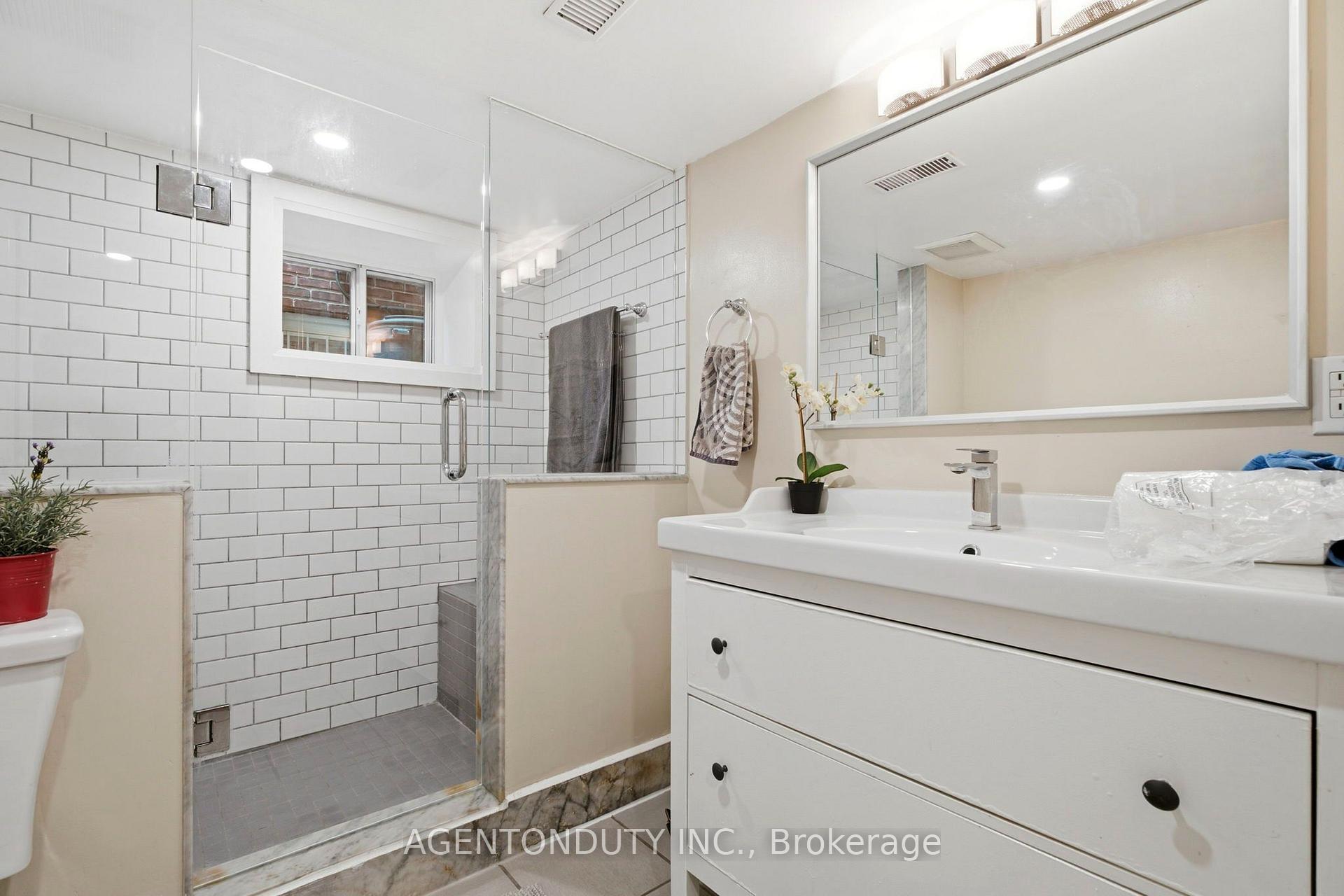 Photo 32 of 200 St Helen's Avenue, Toronto, Dufferin Grove — HOMEH