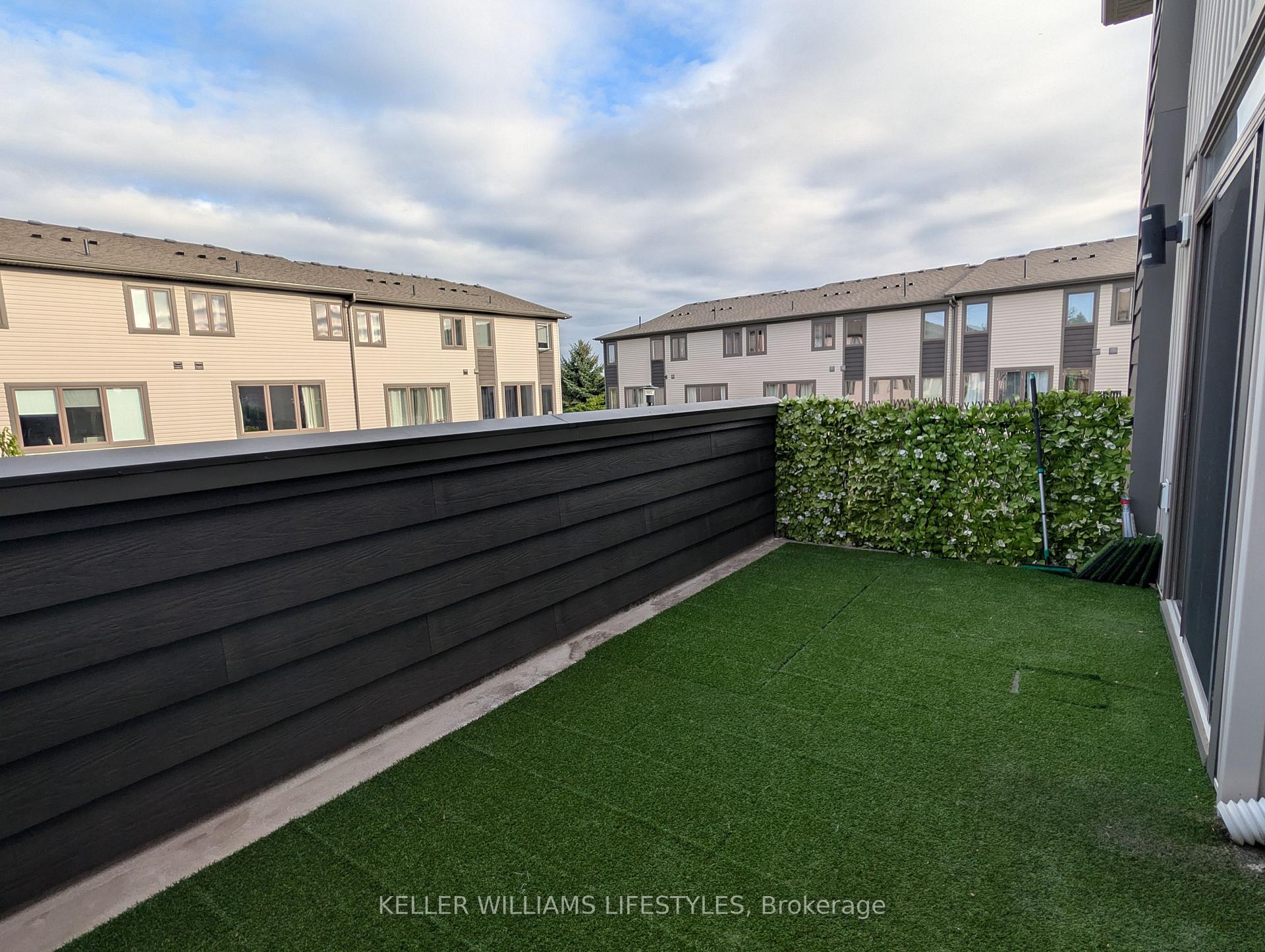 Photo 11 of Unit 25, 2070 Meadowgate Boulevard, London, South U — HOMEH