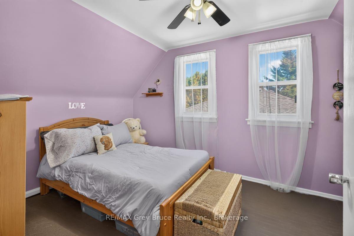 Photo 15 of 714 5th Street E, Owen Sound — HOMEH