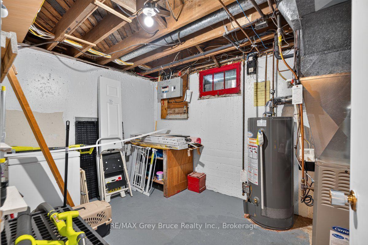 Photo 20 of 714 5th Street E, Owen Sound — HOMEH