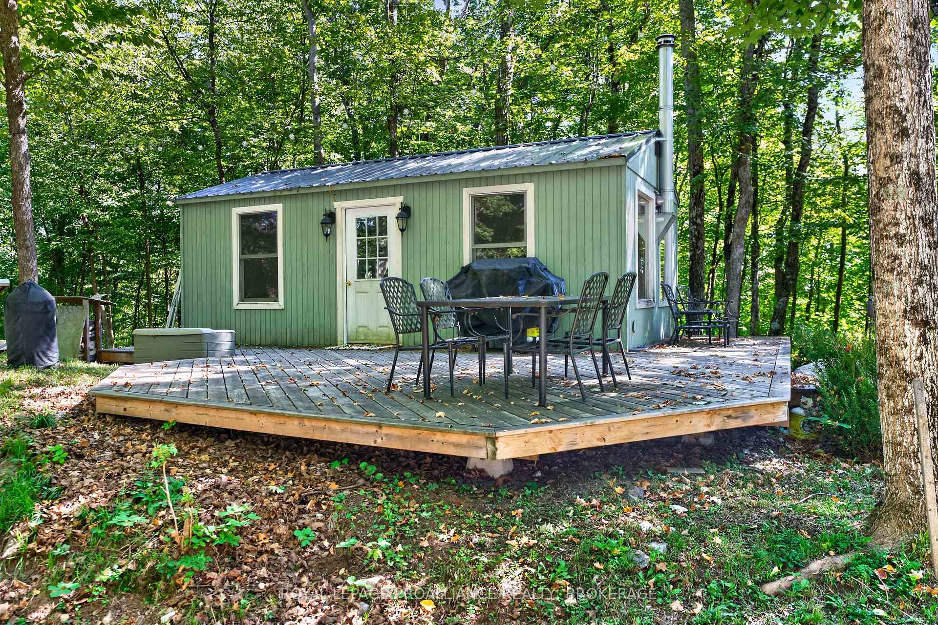 Photo 17 of 1057 Forest Lane, Frontenac, Frontenac Centre — HOMEH