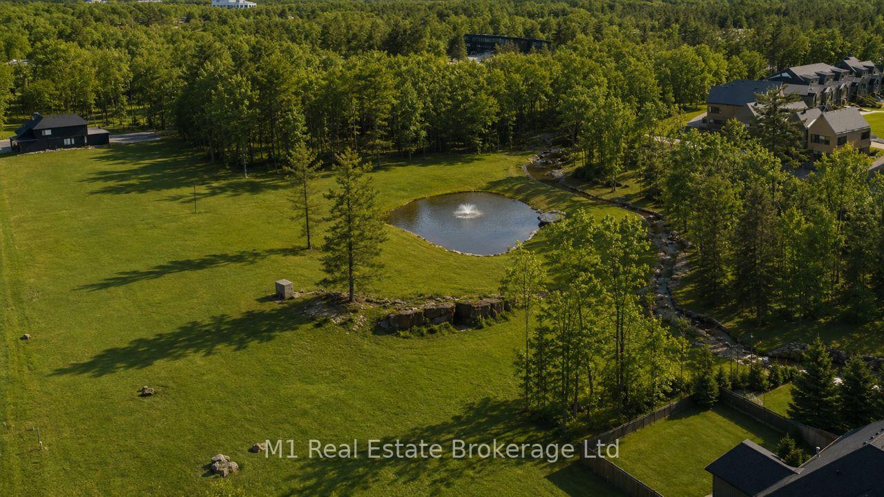 Photo 43 of 11 Breakwater Court, Gravenhurst, Muskoka (S) — HOMEH