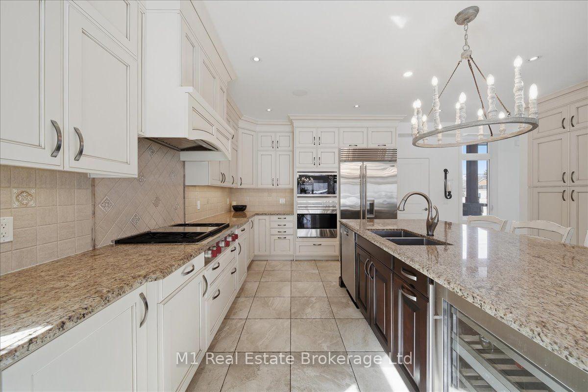 Photo 10 of 11 Breakwater Court, Gravenhurst, Muskoka (S) — HOMEH
