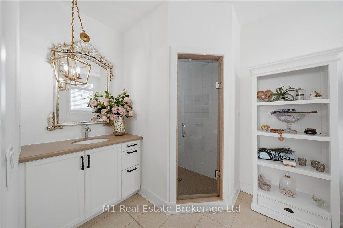 Photo 17 of 11 Breakwater Court, Gravenhurst, Muskoka (S) — HOMEH