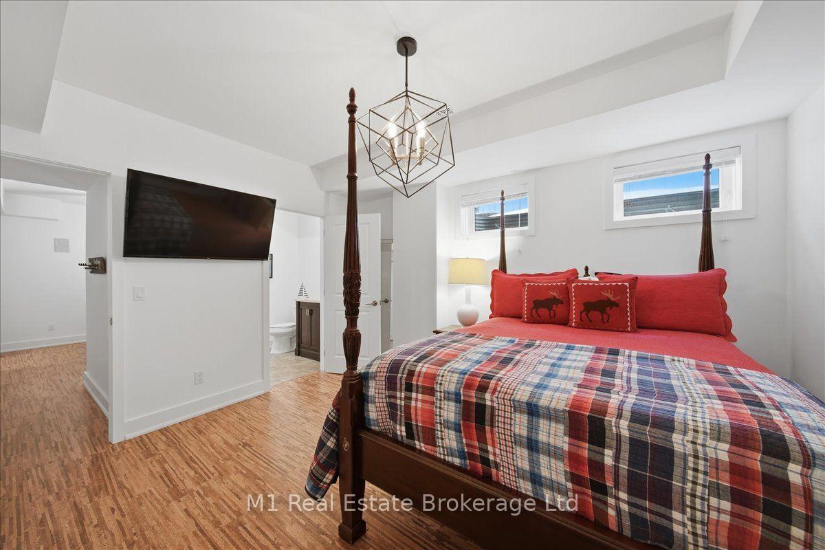 Photo 36 of 11 Breakwater Court, Gravenhurst, Muskoka (S) — HOMEH