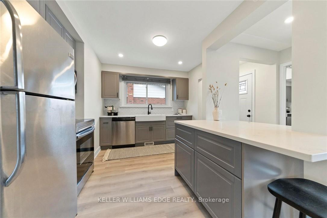 Photo 5 of Unit 1, 627 Upper Ottawa Street, Hamilton, Huntington — HOMEH