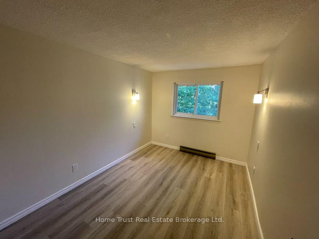 Photo 18 of Unit 18, 2 Worton Avenue, Guelph, Willow West/Sugarbush/West Acres — HOMEH