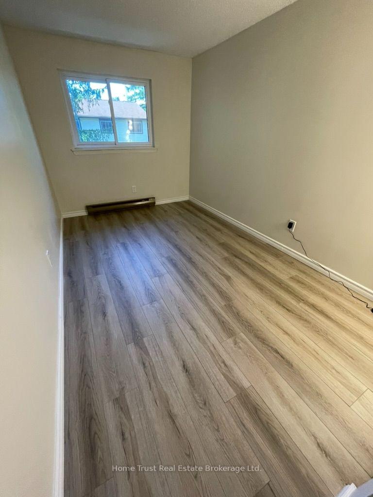 Photo 20 of Unit 18, 2 Worton Avenue, Guelph, Willow West/Sugarbush/West Acres — HOMEH