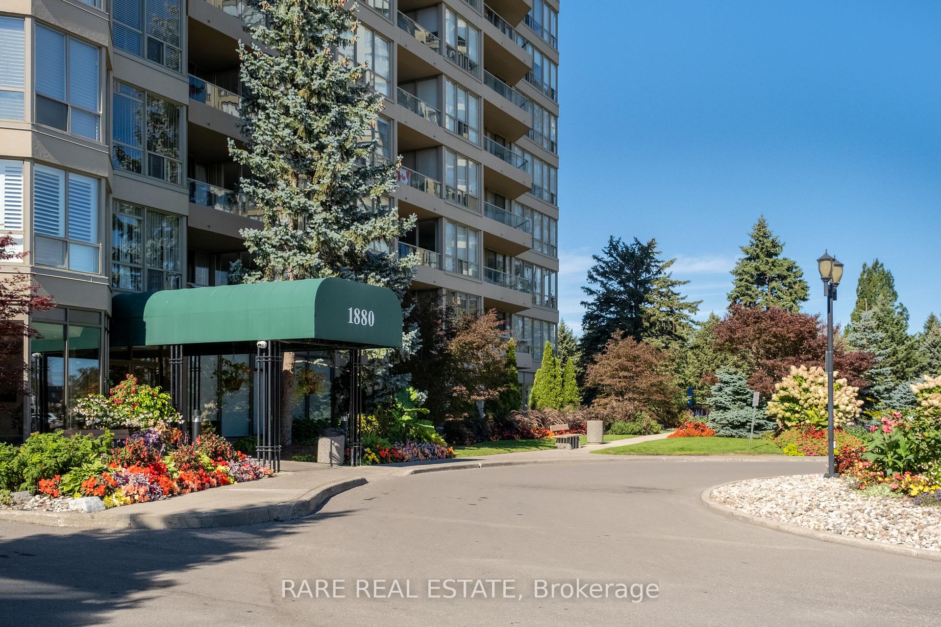 Photo 45 of Unit THP29, 1880 Valley Farm Road, Pickering, Town Centre — HOMEH