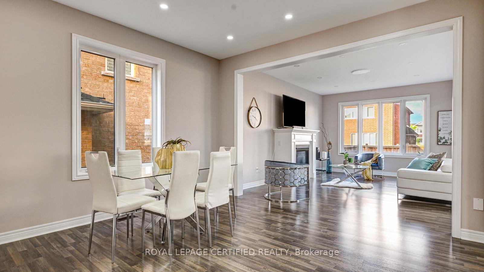 Photo 4 of 33 Robbins Ridge, Brant, Paris — HOMEH