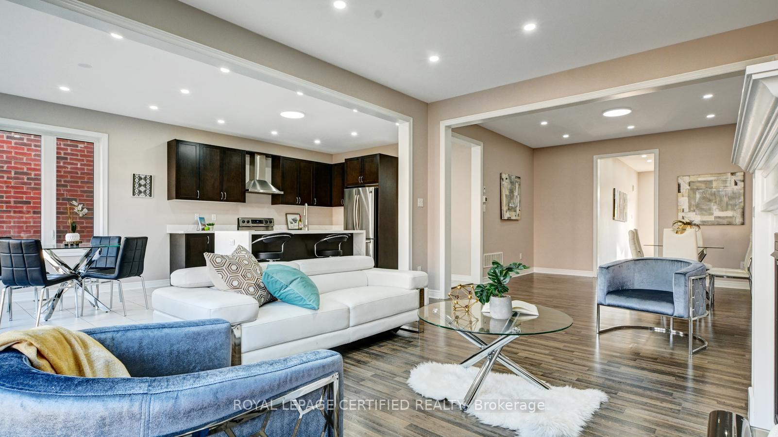 Photo 10 of 33 Robbins Ridge, Brant, Paris — HOMEH