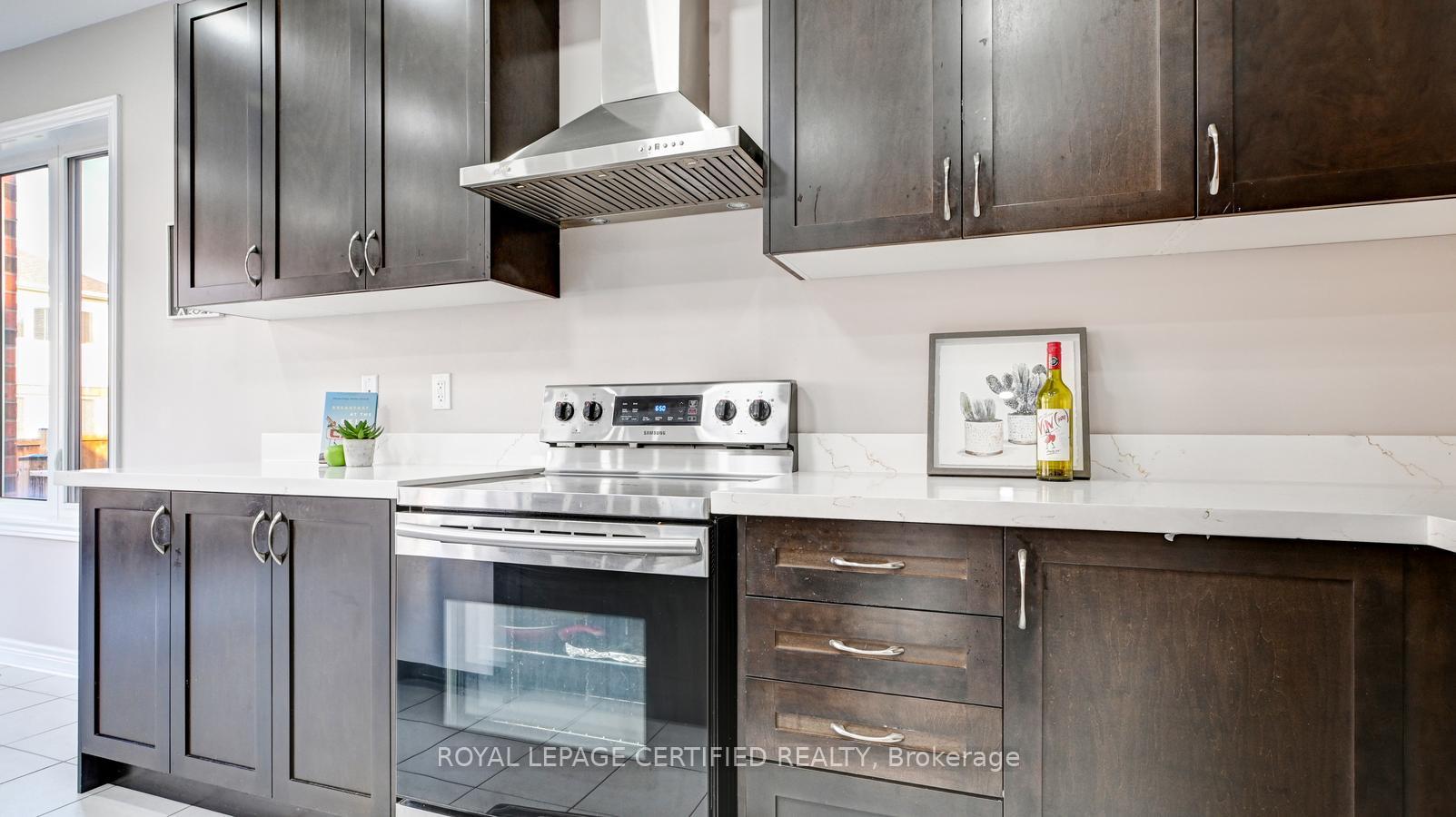 Photo 18 of 33 Robbins Ridge, Brant, Paris — HOMEH