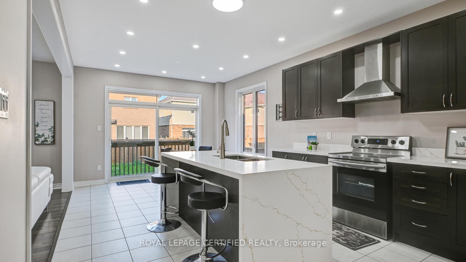 Photo 19 of 33 Robbins Ridge, Brant, Paris — HOMEH