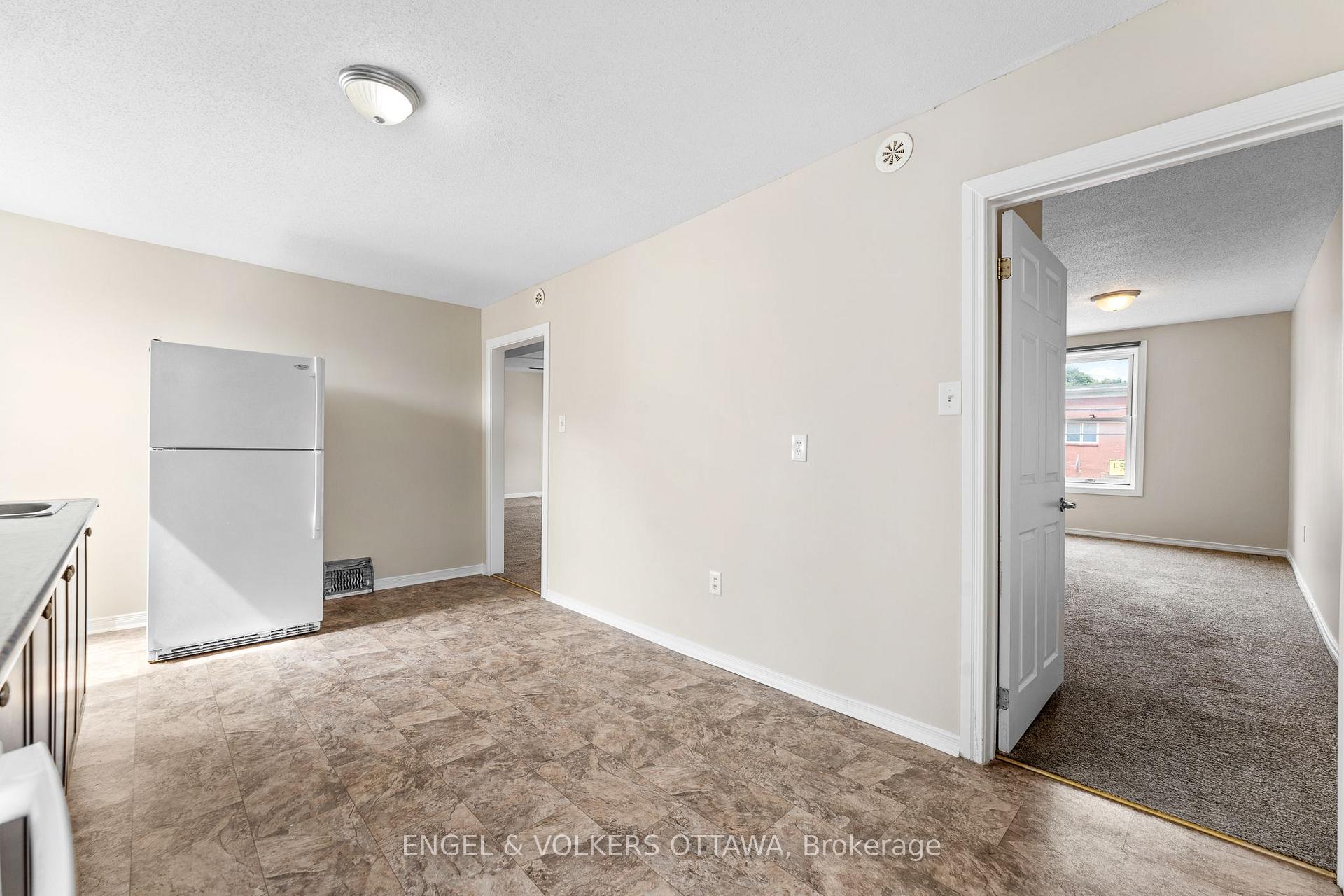Photo 11 of Unit 1, 502 Gladstone Avenue, Ottawa, Ottawa Centre — HOMEH