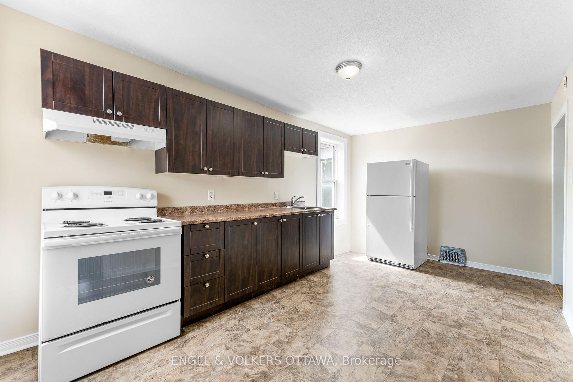 Photo 12 of Unit 1, 502 Gladstone Avenue, Ottawa, Ottawa Centre — HOMEH