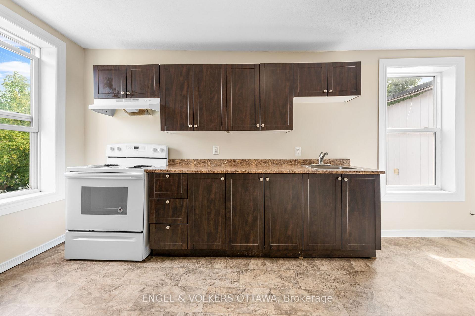 Photo 13 of Unit 1, 502 Gladstone Avenue, Ottawa, Ottawa Centre — HOMEH