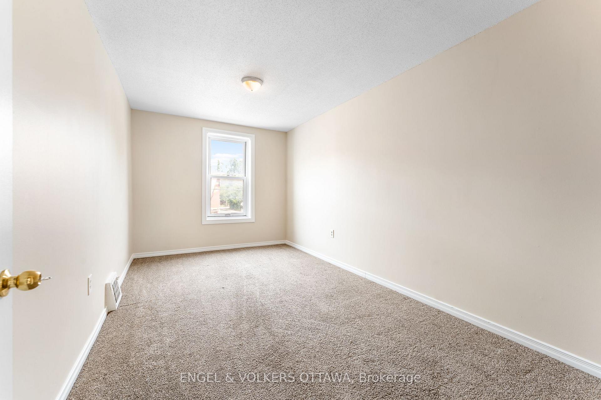 Photo 14 of Unit 1, 502 Gladstone Avenue, Ottawa, Ottawa Centre — HOMEH