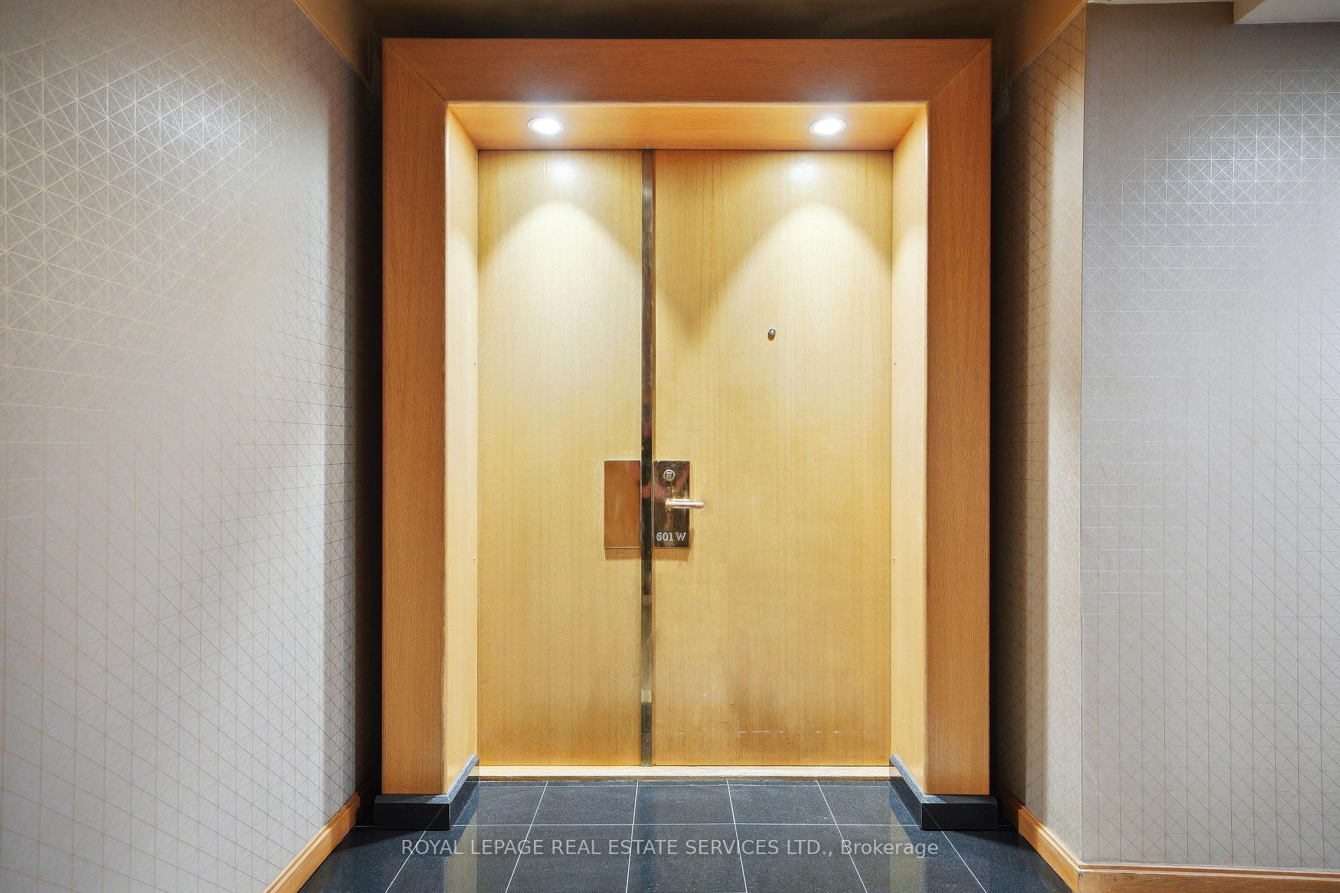 Photo 5 of Unit 601, 480 Queens Quay W, Toronto, Waterfront Communities — HOMEH