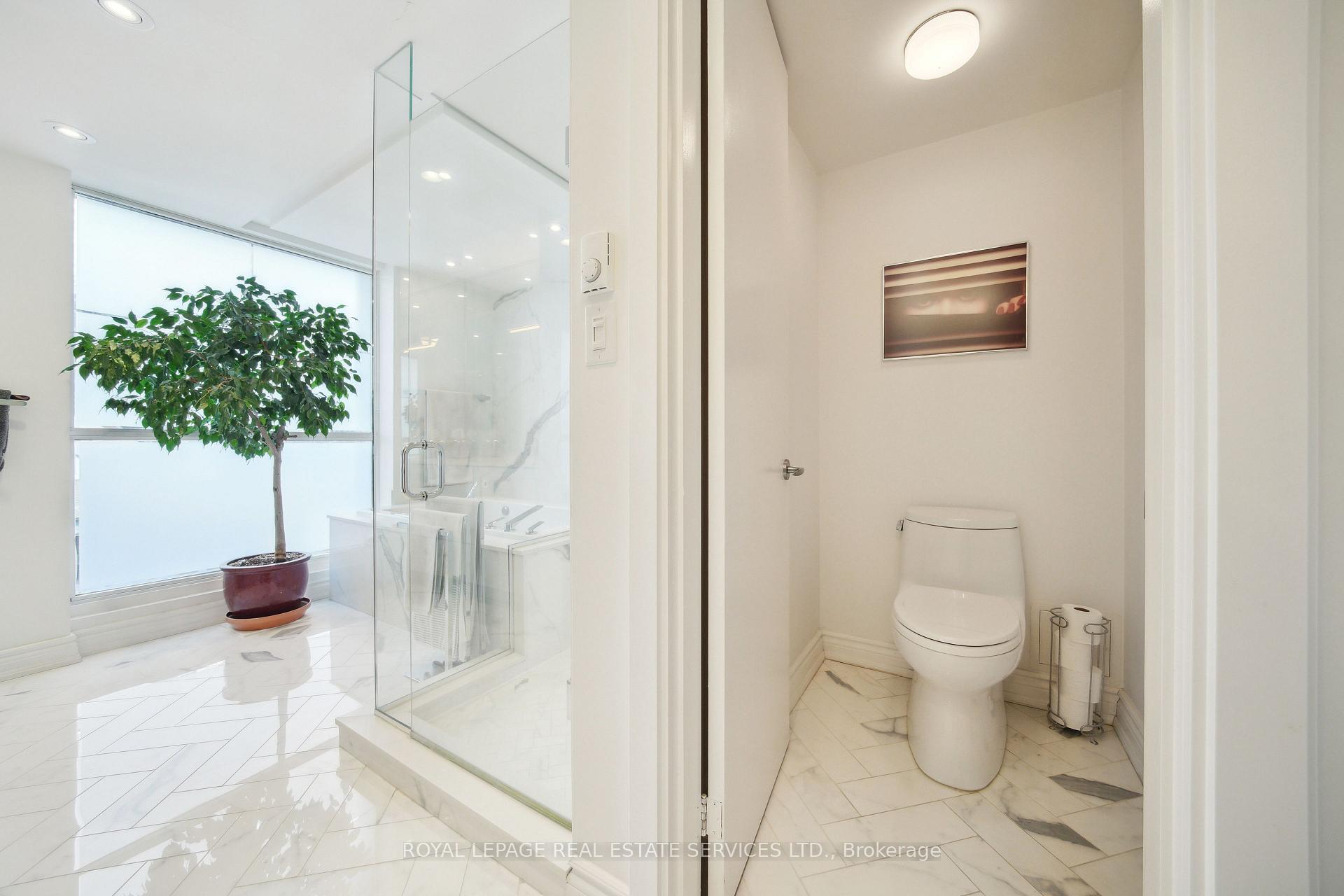 Photo 19 of Unit 601, 480 Queens Quay W, Toronto, Waterfront Communities — HOMEH