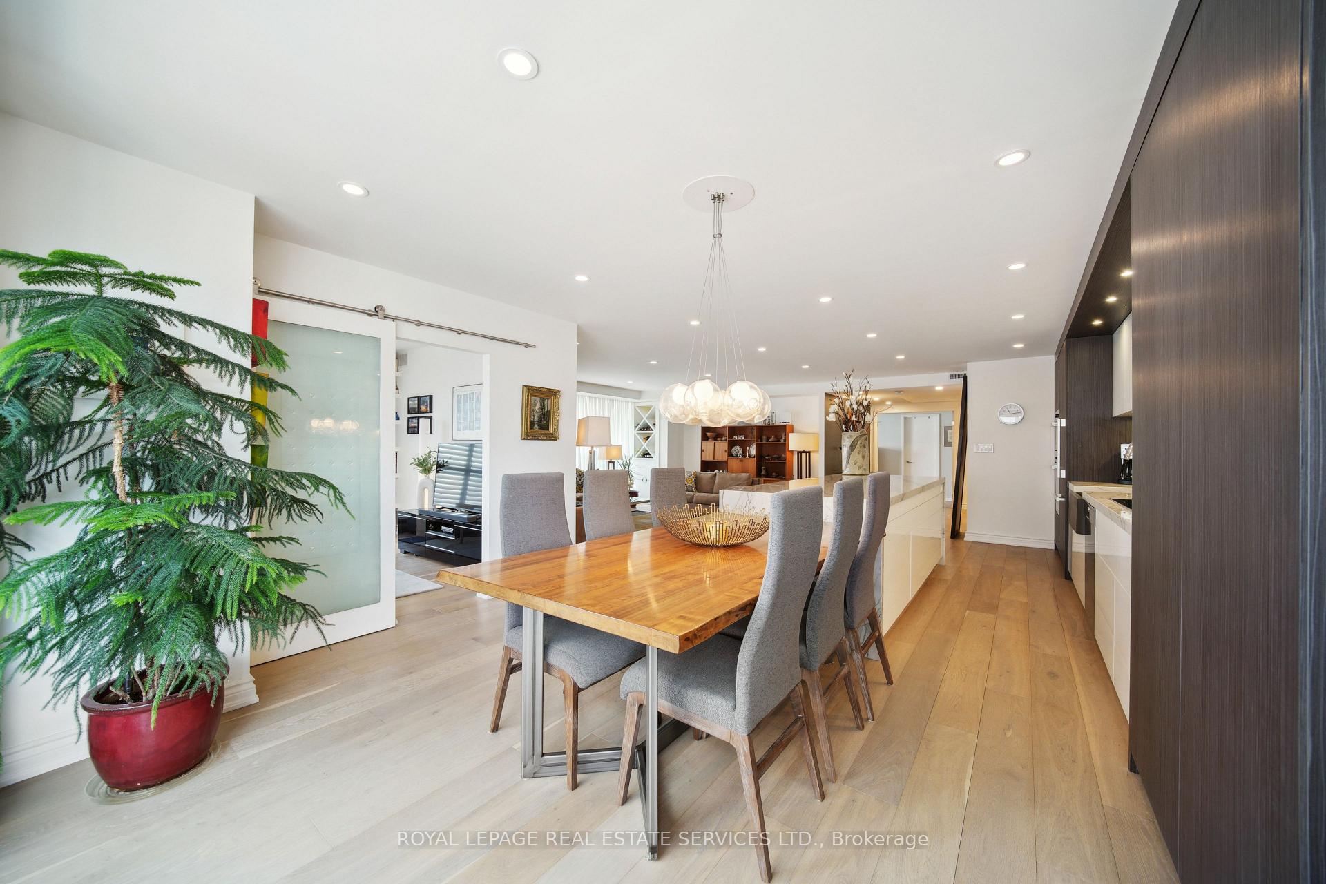 Photo 35 of Unit 601, 480 Queens Quay W, Toronto, Waterfront Communities — HOMEH