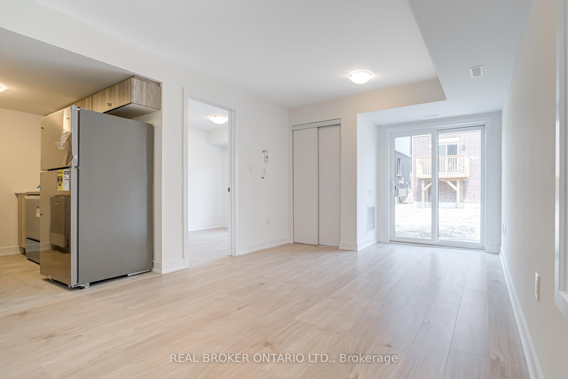Photo 12 of Unit 6, 32 Wagon Lane N, Barrie, Rural Barrie Southeast — HOMEH