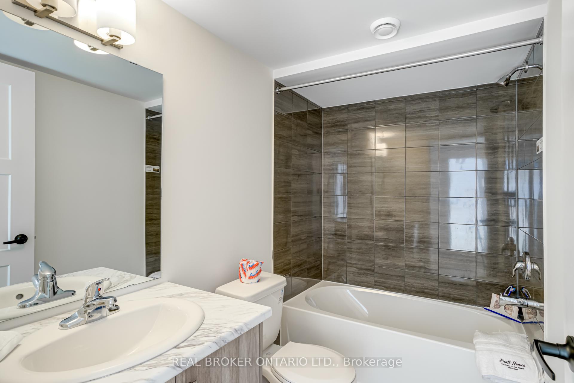 Photo 28 of Unit 6, 32 Wagon Lane N, Barrie, Rural Barrie Southeast — HOMEH