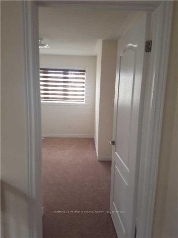 Photo 6 of Unit Upper, 38 Yardley Crescent, Brampton, Credit Valley — HOMEH