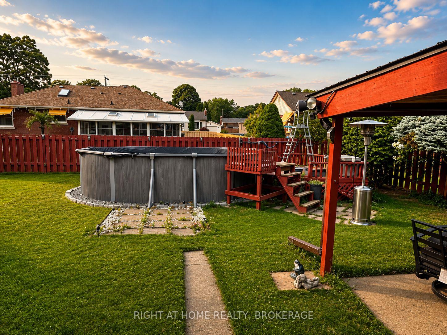 Photo 22 of 19 White Street, St. Catharines, Vine/Linwell — HOMEH