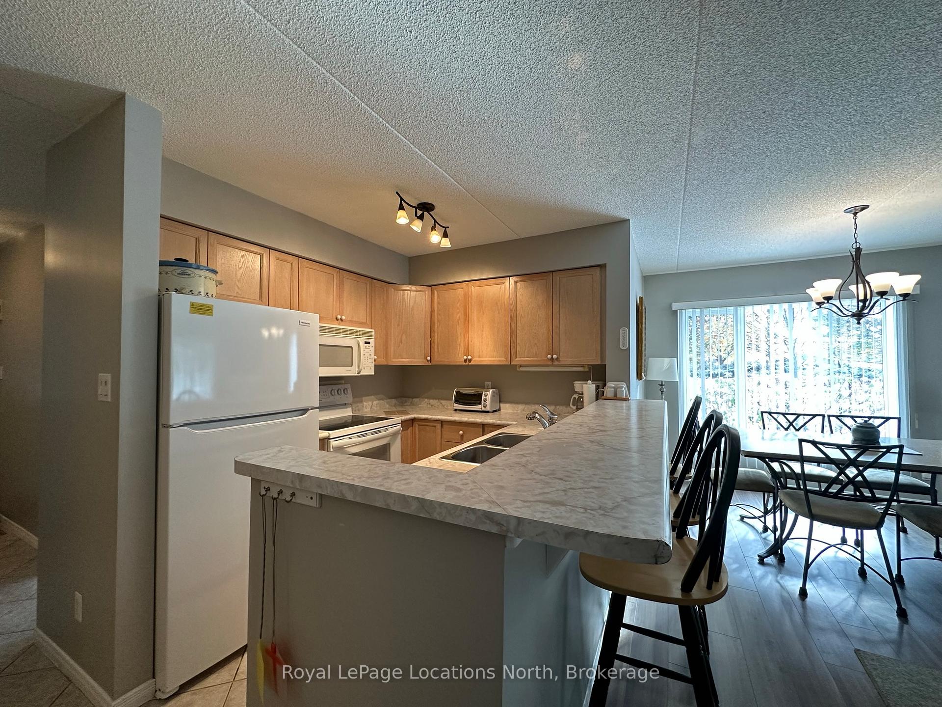 Photo 6 of 289 Mariners Way, Collingwood — HOMEH