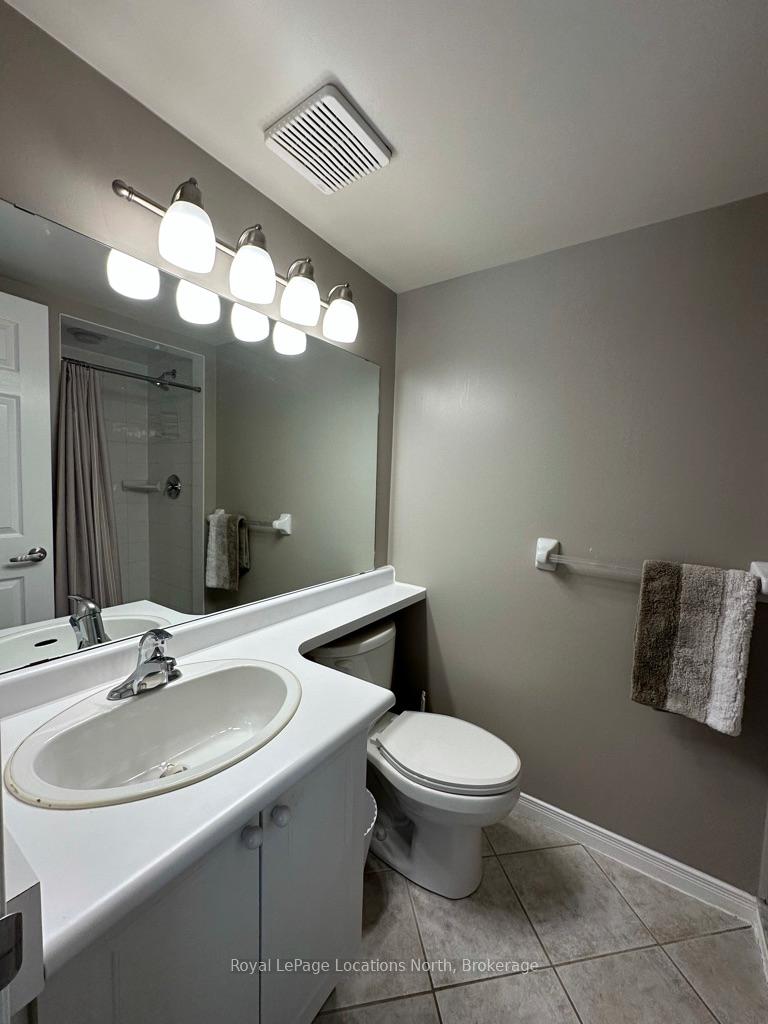 Photo 11 of 289 Mariners Way, Collingwood — HOMEH