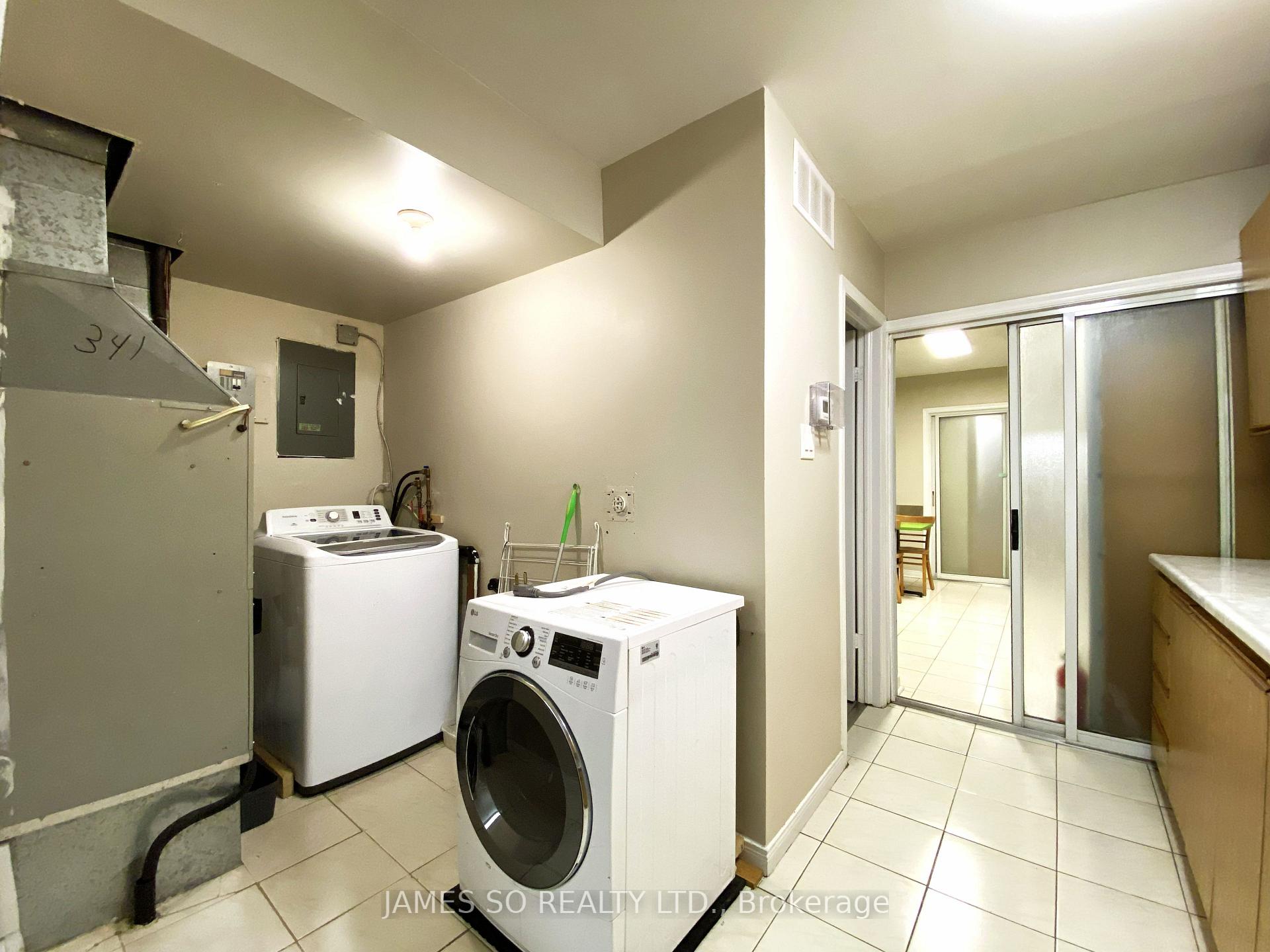 Photo 19 of Unit 2nd Fl, 341 Broadview Avenue, Toronto, South Riverdale — HOMEH