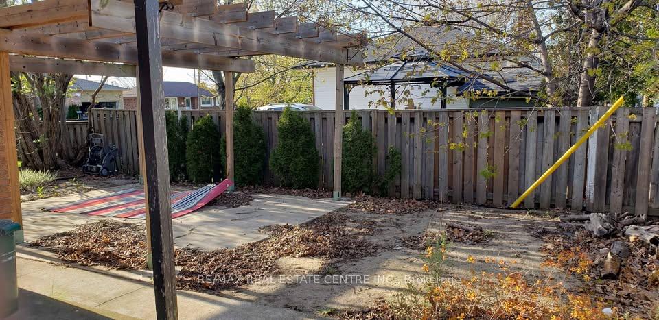 Photo 14 of 2 Stewart Avenue, Thorold, Thorold Downtown — HOMEH