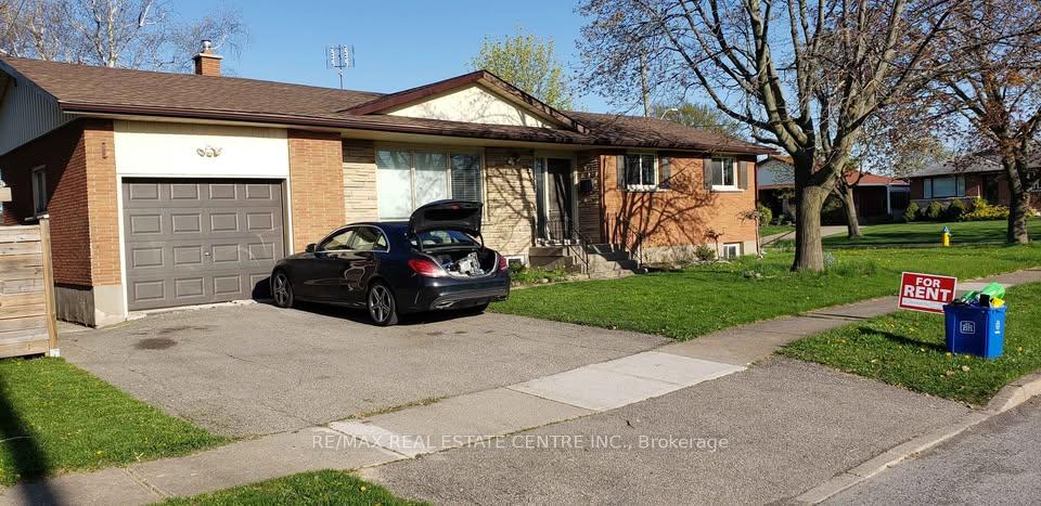Photo 17 of 2 Stewart Avenue, Thorold, Thorold Downtown — HOMEH