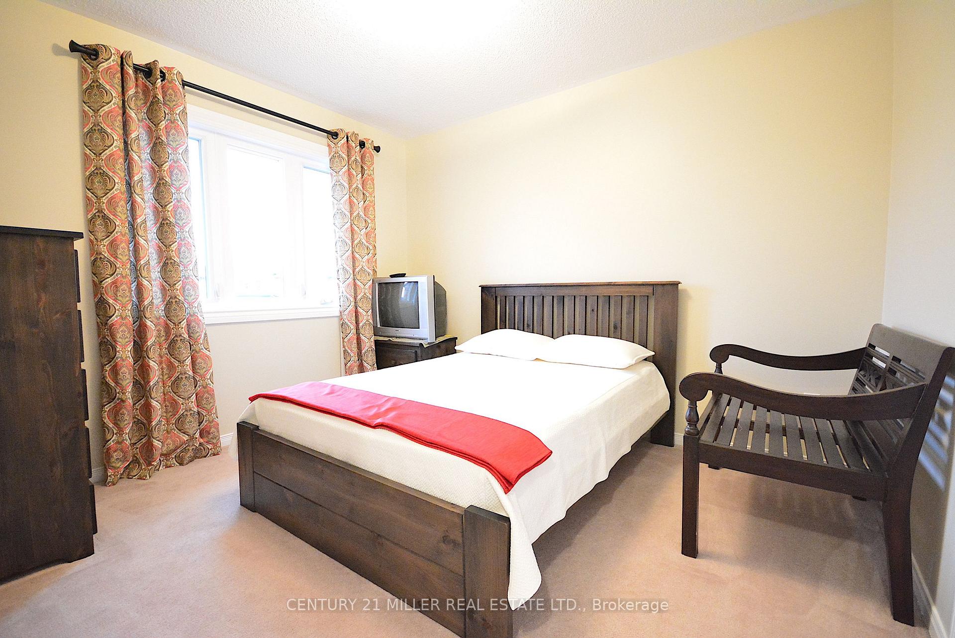 Photo 12 of 2131 Stillmeadow Road, Oakville, Westmount — HOMEH
