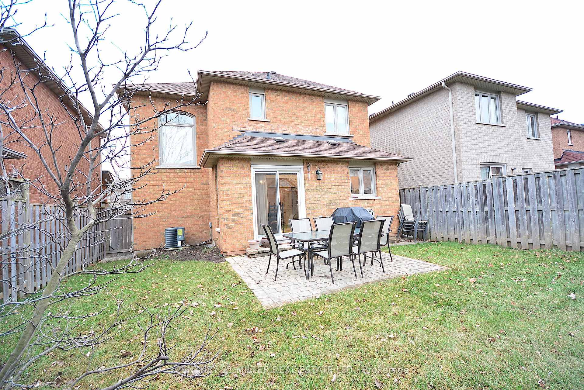 Photo 17 of 2131 Stillmeadow Road, Oakville, Westmount — HOMEH
