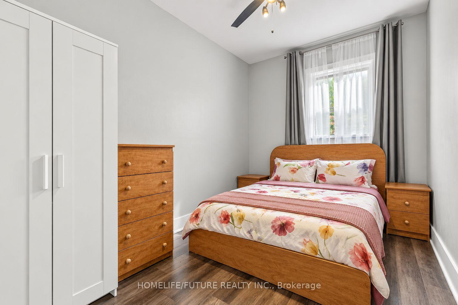 Photo 10 of 181 West Avenue, Hamilton, Landsdale — HOMEH