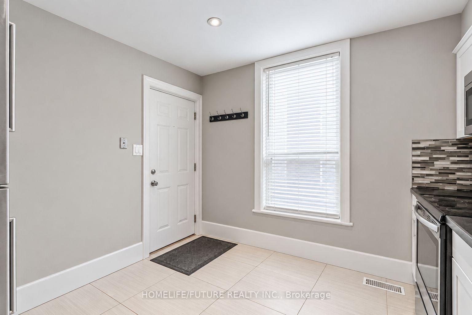 Photo 14 of 181 West Avenue, Hamilton, Landsdale — HOMEH