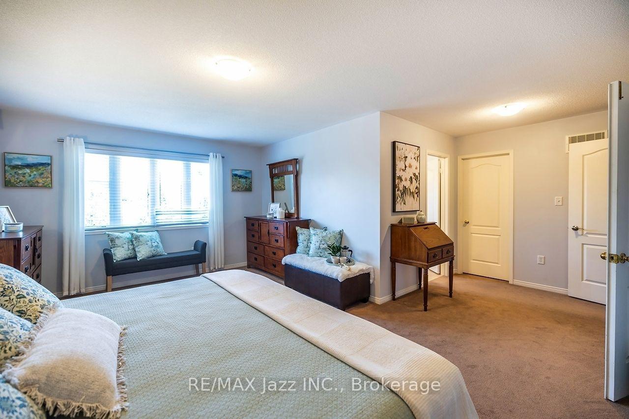 Photo 18 of 1546 Rorison Street, Oshawa, Taunton — HOMEH