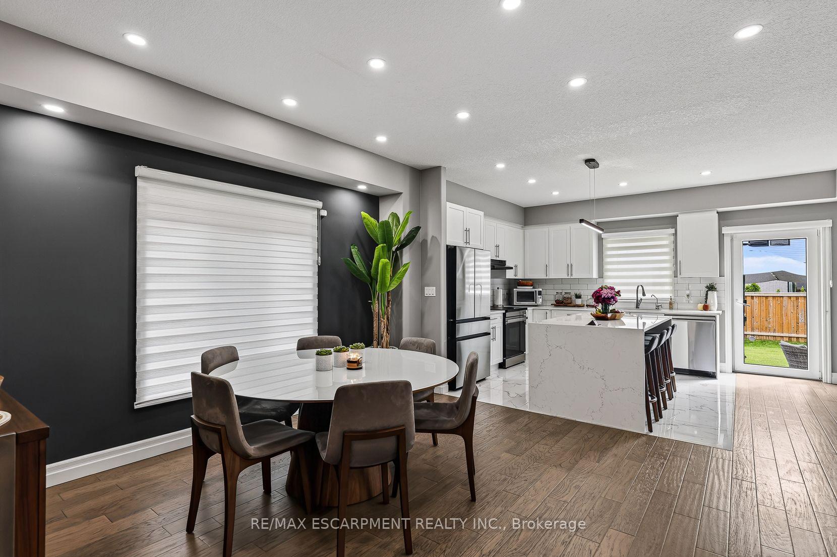 Photo 5 of 9 Gibbons Road, Brant, Paris — HOMEH