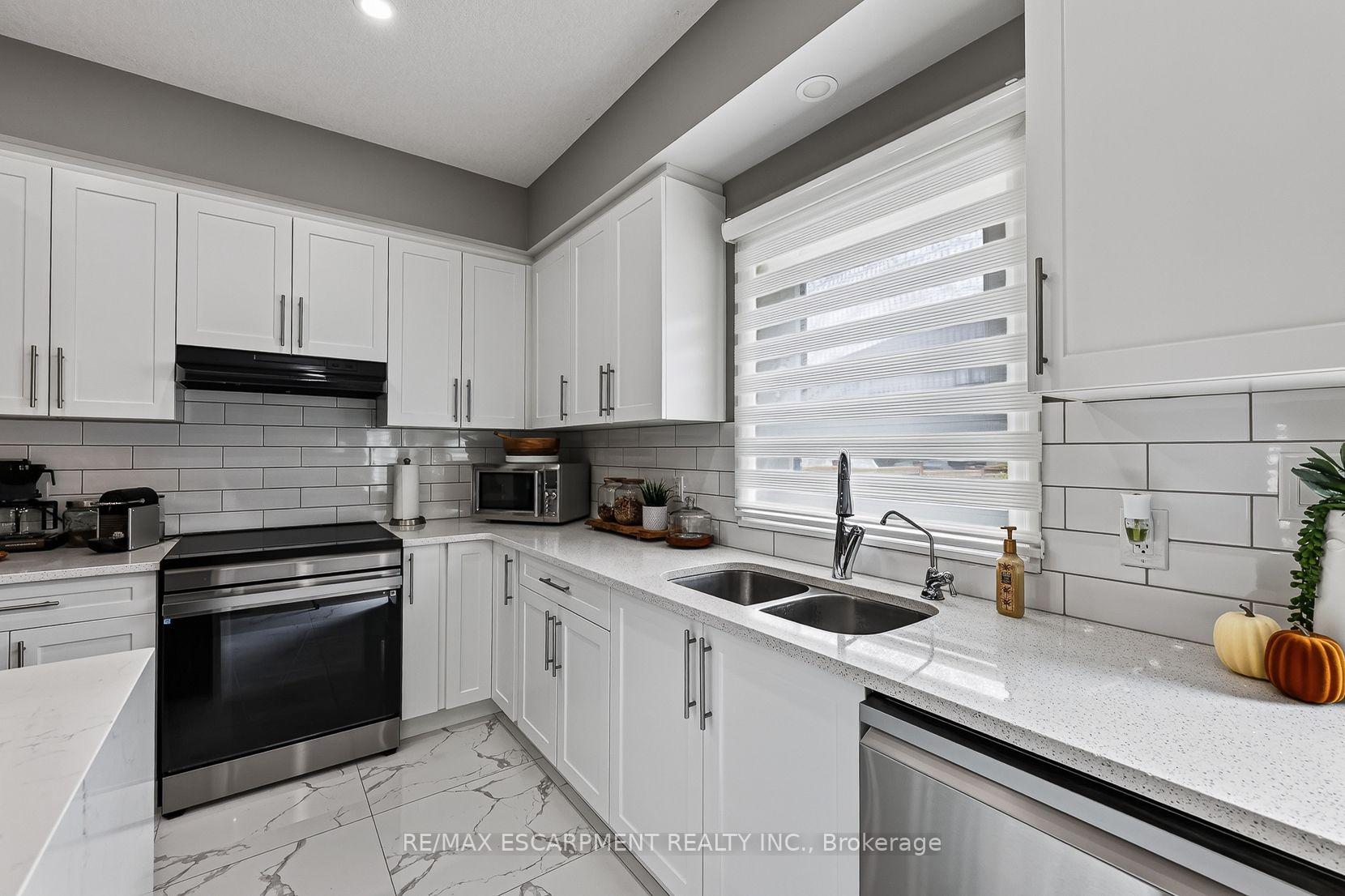 Photo 9 of 9 Gibbons Road, Brant, Paris — HOMEH