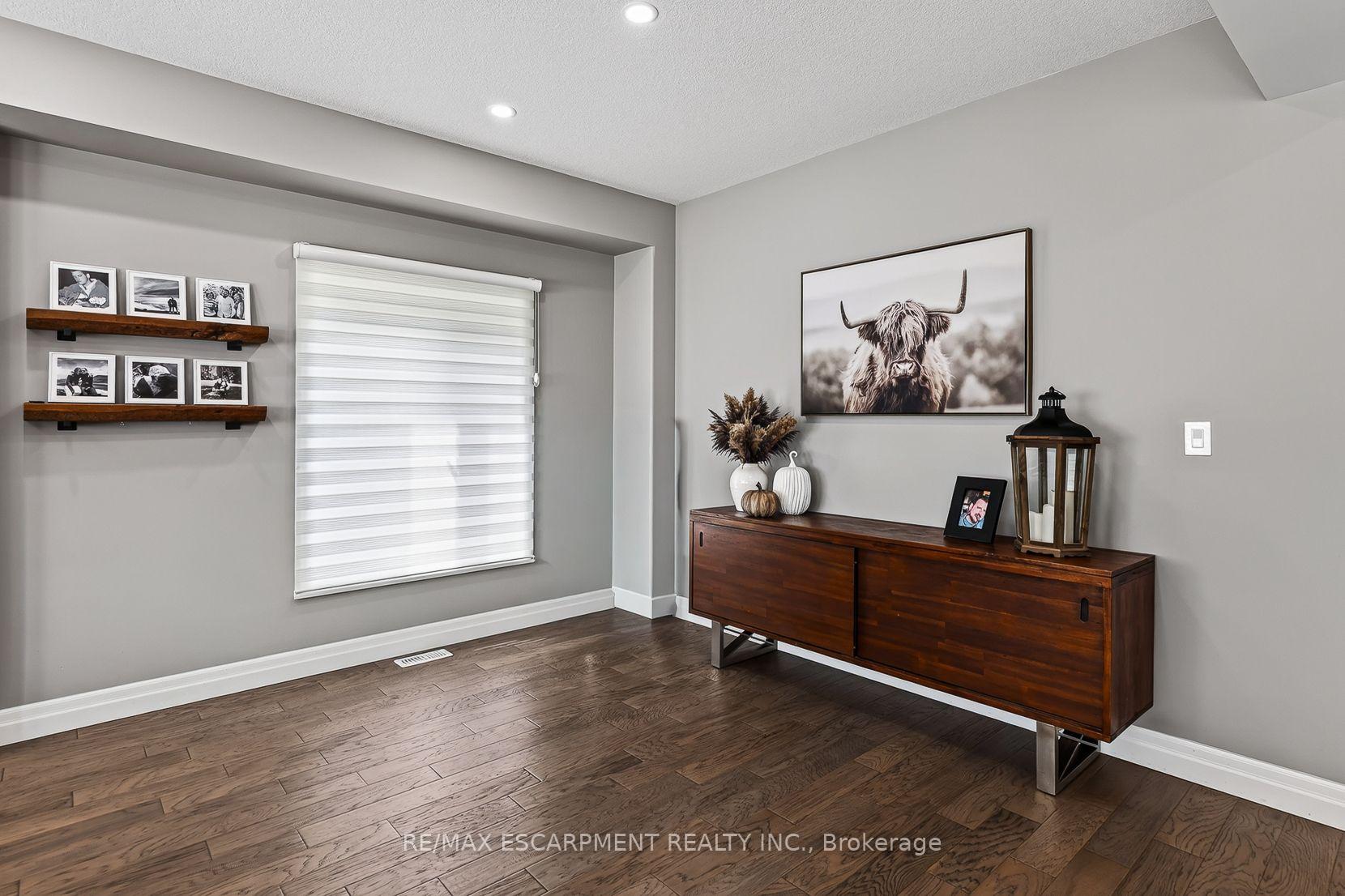 Photo 16 of 9 Gibbons Road, Brant, Paris — HOMEH