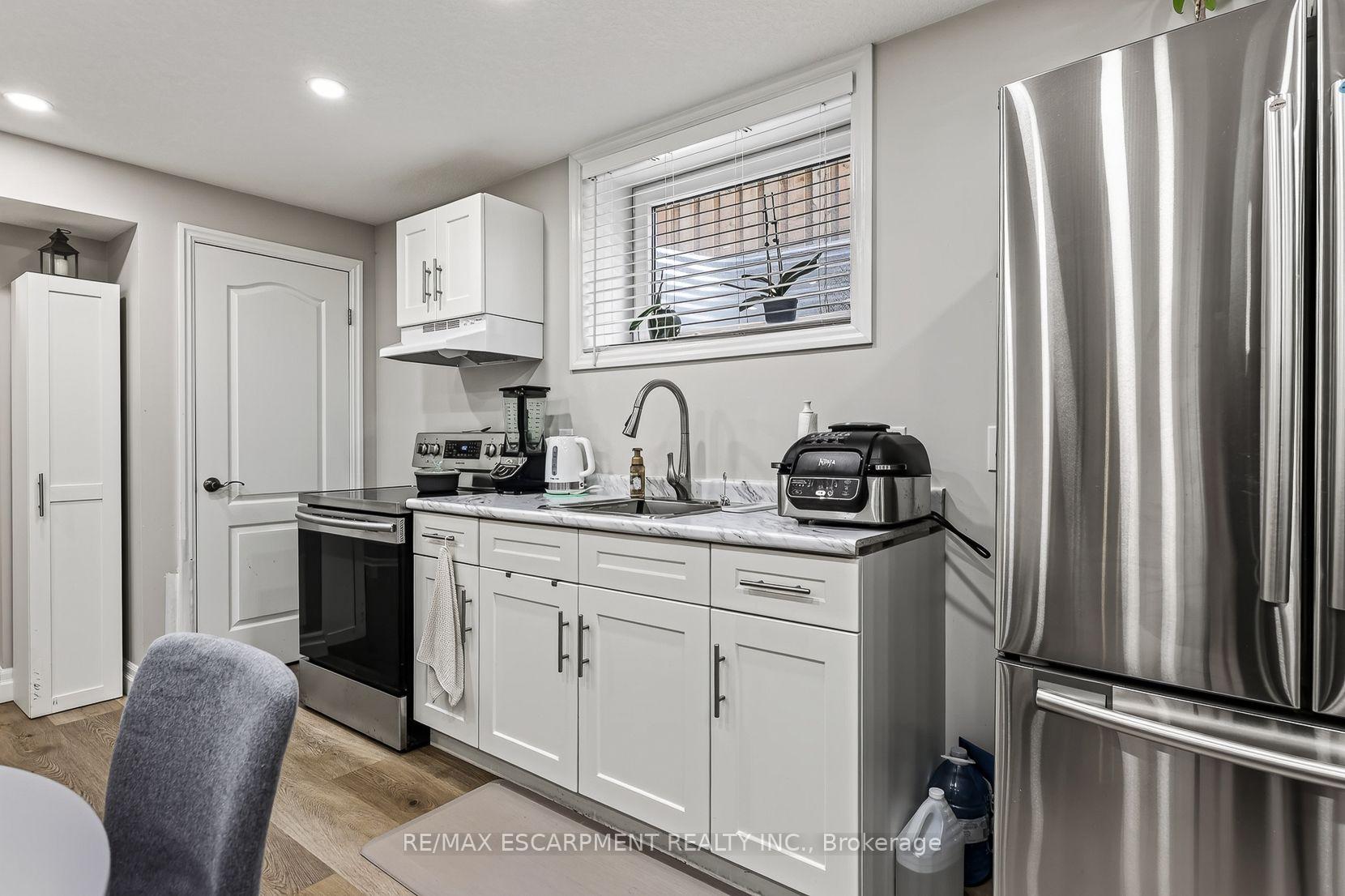Photo 39 of 9 Gibbons Road, Brant, Paris — HOMEH