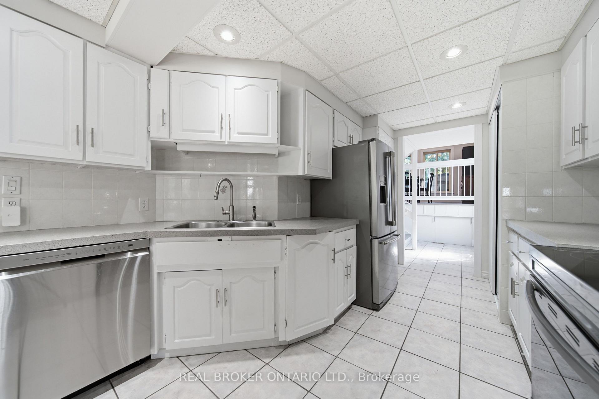 Photo 10 of 35 Perth Road, Kitchener, St. Marys Hospital — HOMEH