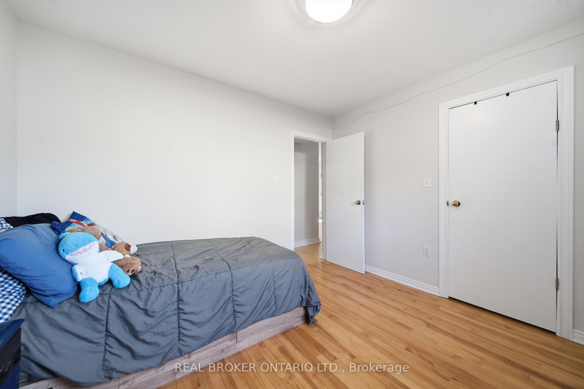 Photo 13 of 35 Perth Road, Kitchener, St. Marys Hospital — HOMEH