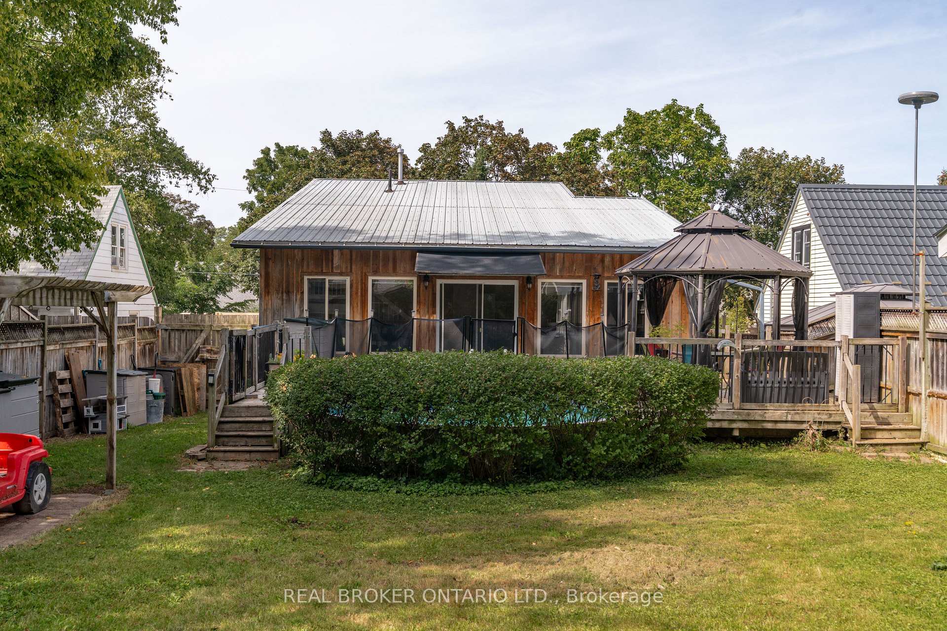 Photo 43 of 35 Perth Road, Kitchener, St. Marys Hospital — HOMEH