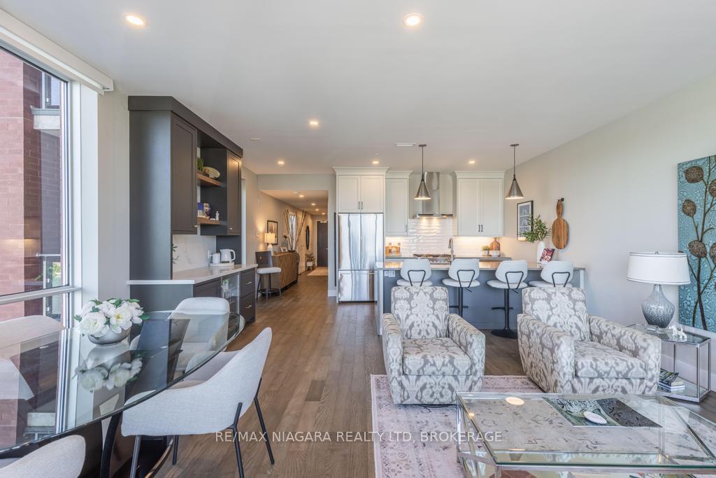 Photo 7 of Unit 302, 57 Lakeport Road, St. Catharines, Port Dalhousie — HOMEH