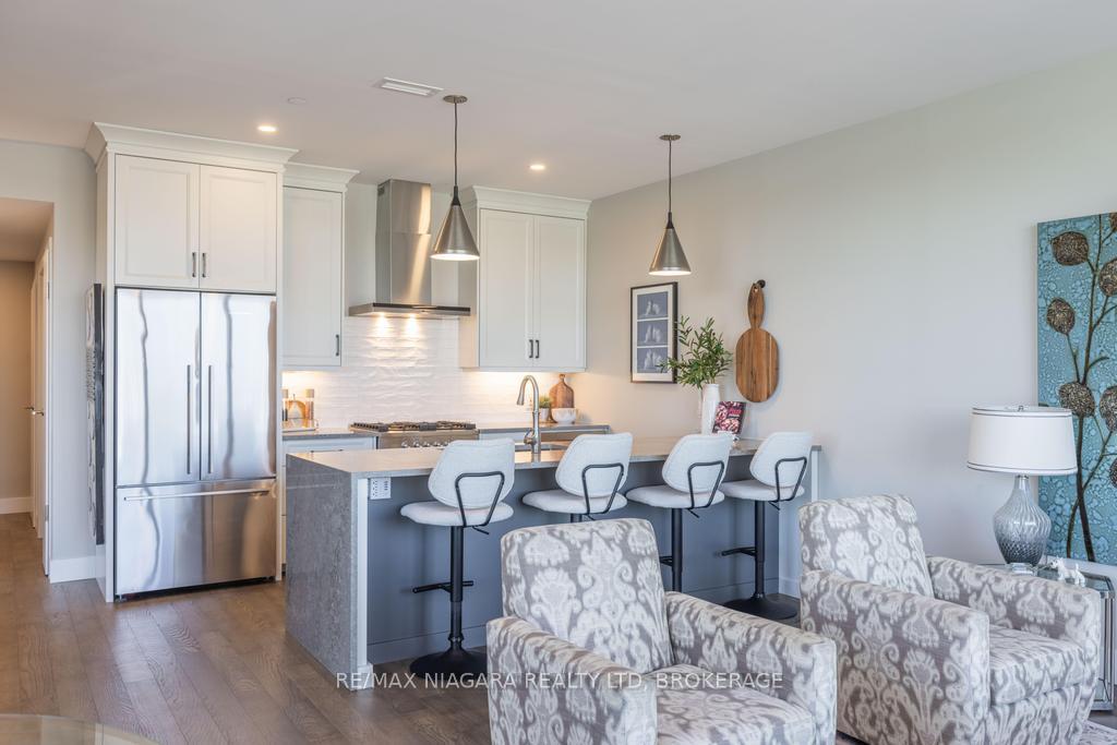 Photo 8 of Unit 302, 57 Lakeport Road, St. Catharines, Port Dalhousie — HOMEH