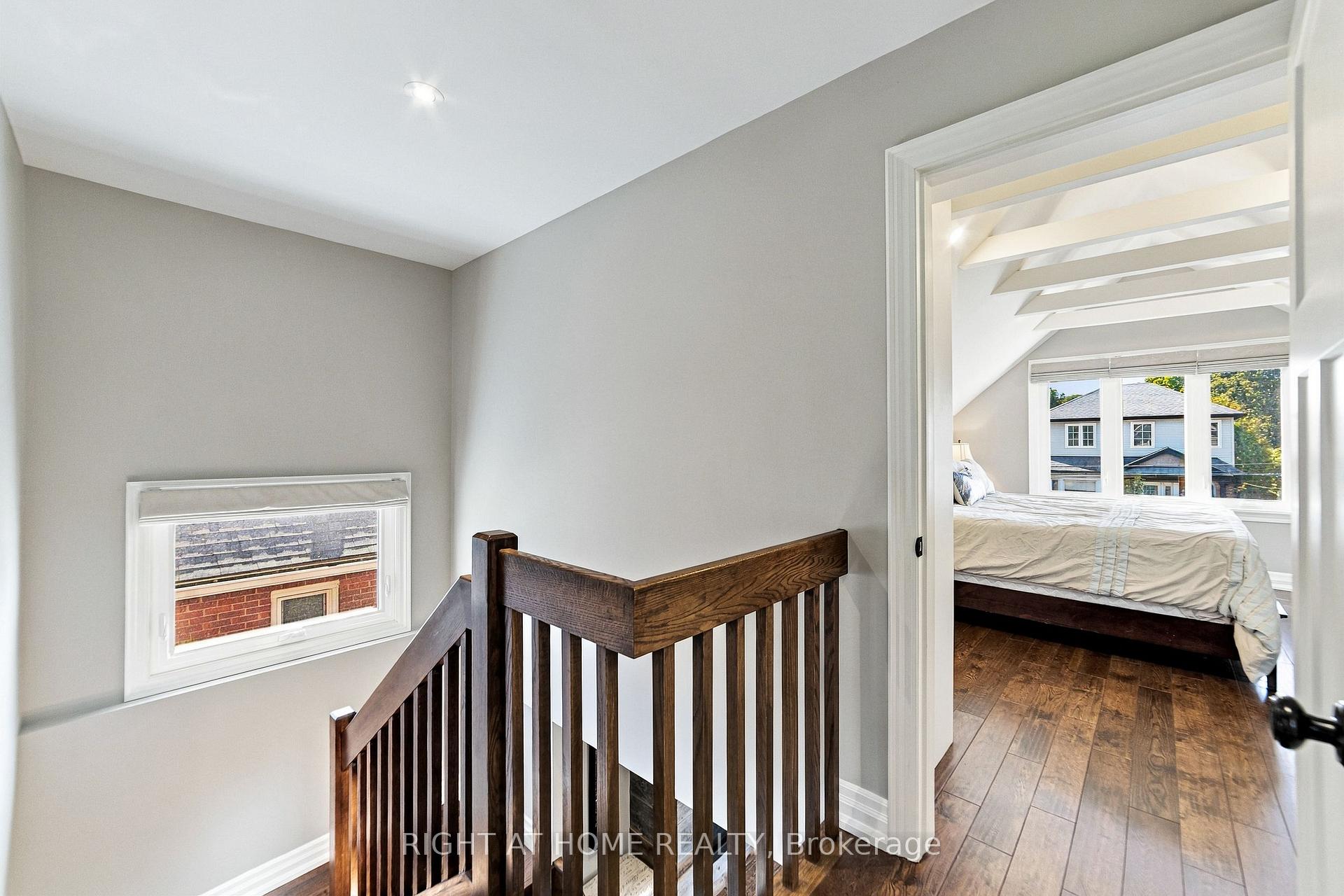 Photo 14 of 58 Uplands Avenue, Hamilton, Westdale — HOMEH