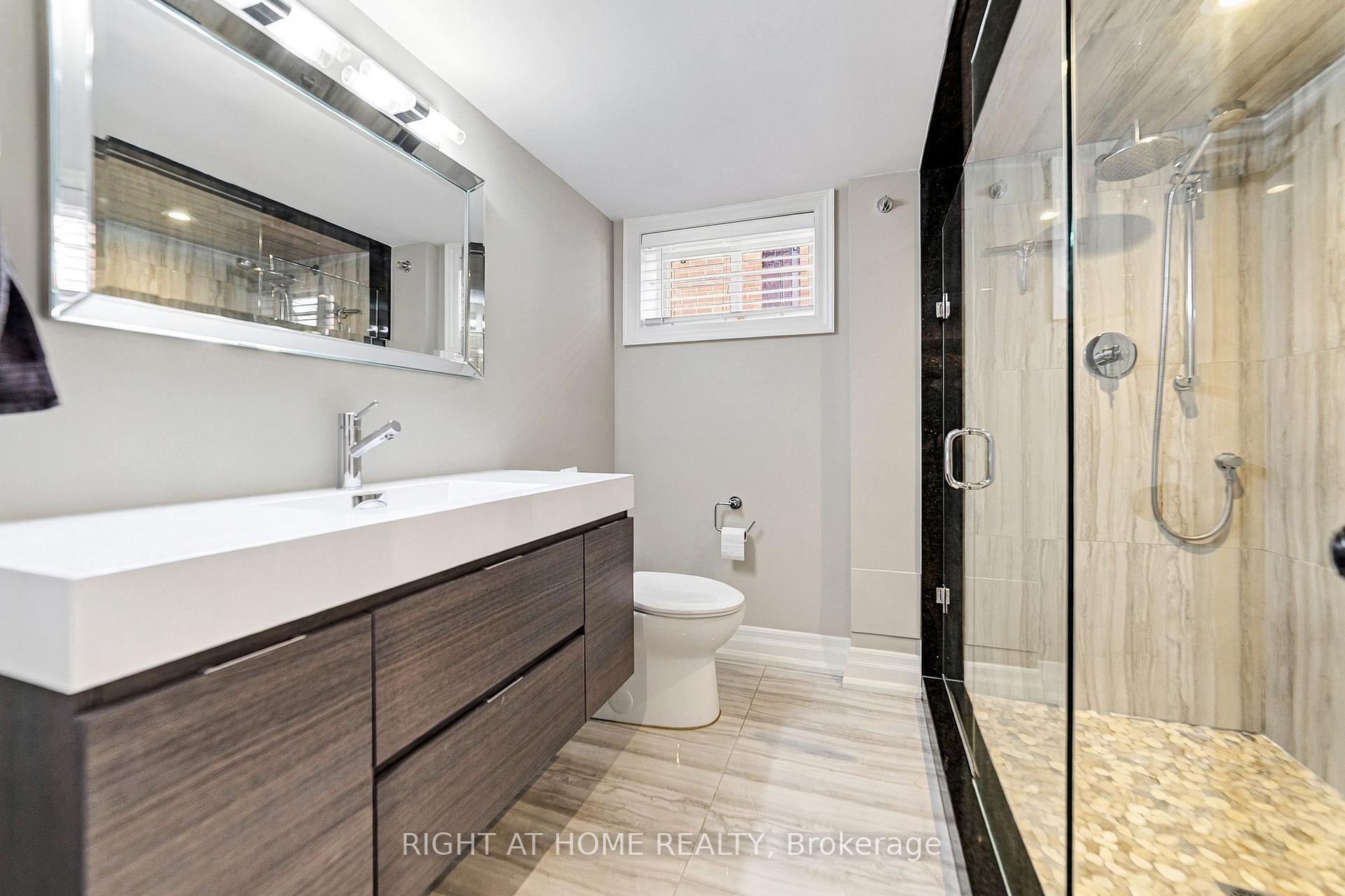 Photo 28 of 58 Uplands Avenue, Hamilton, Westdale — HOMEH